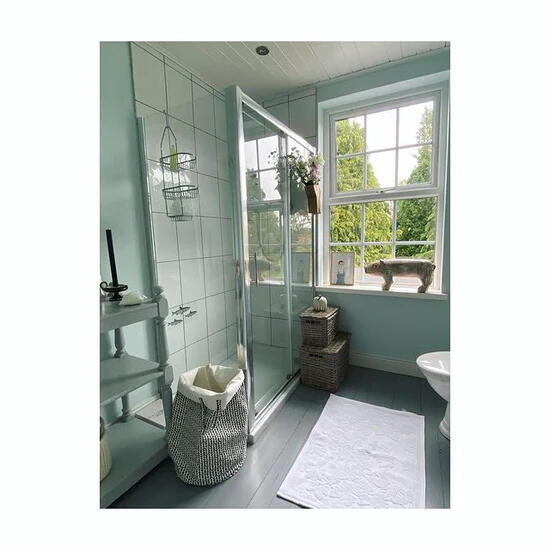 Bedroom 3 ensuite